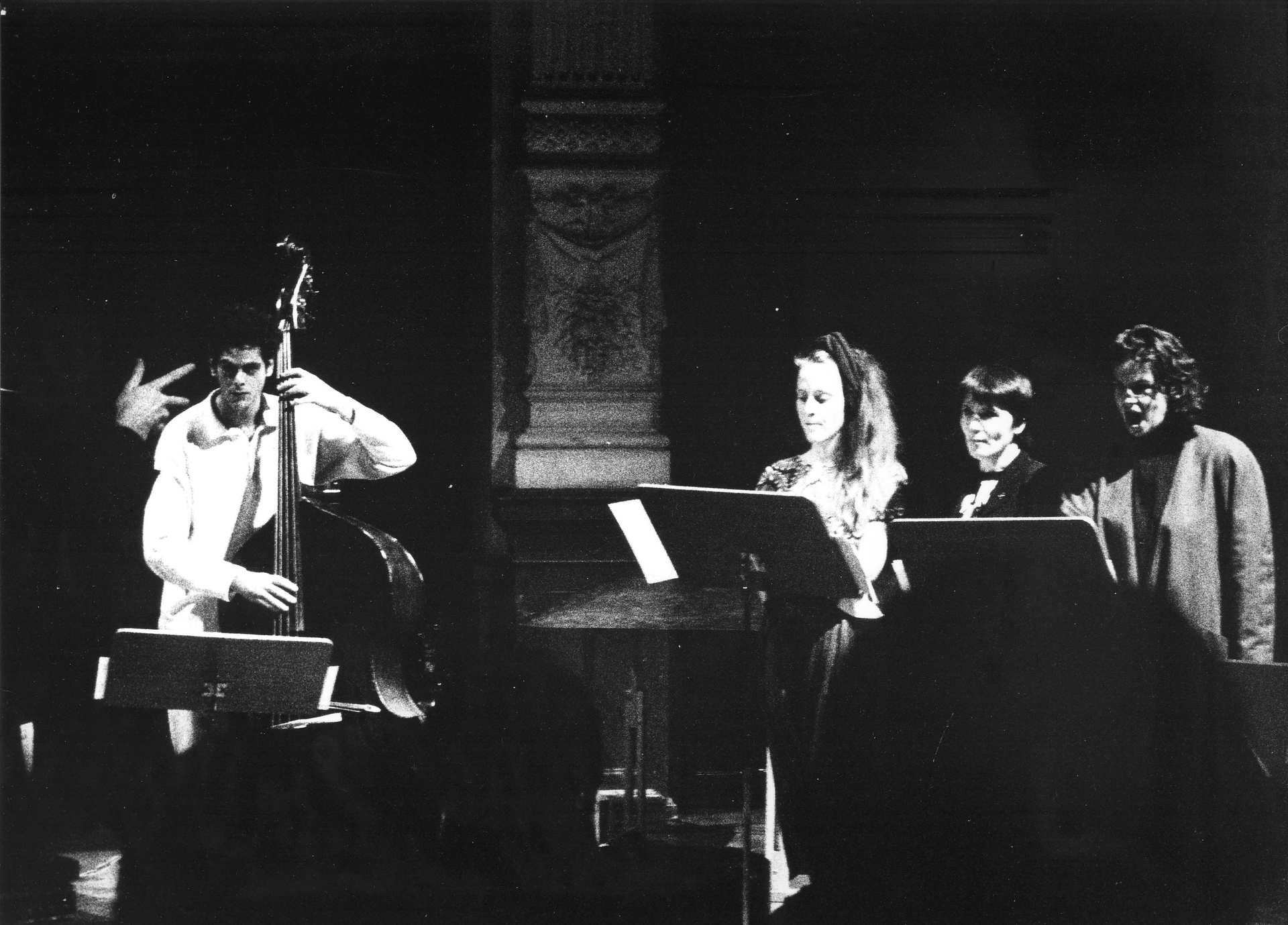 Foto des Ensemble Zwischentöne bei der Klangwerkstatt 1992